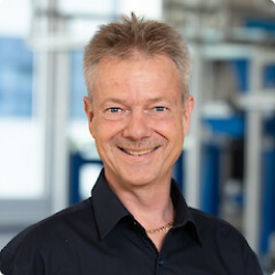 A picture of Ueli Imhof, COO at LCA Automation AG